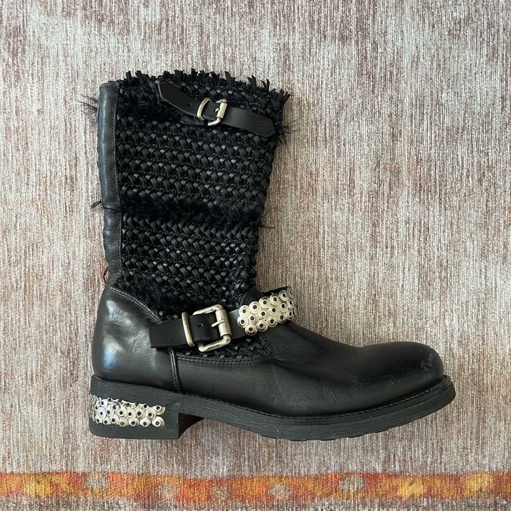 Matisse Harness Slouchy Mid Studed Leather Biker Boots in Black Size Euro 40